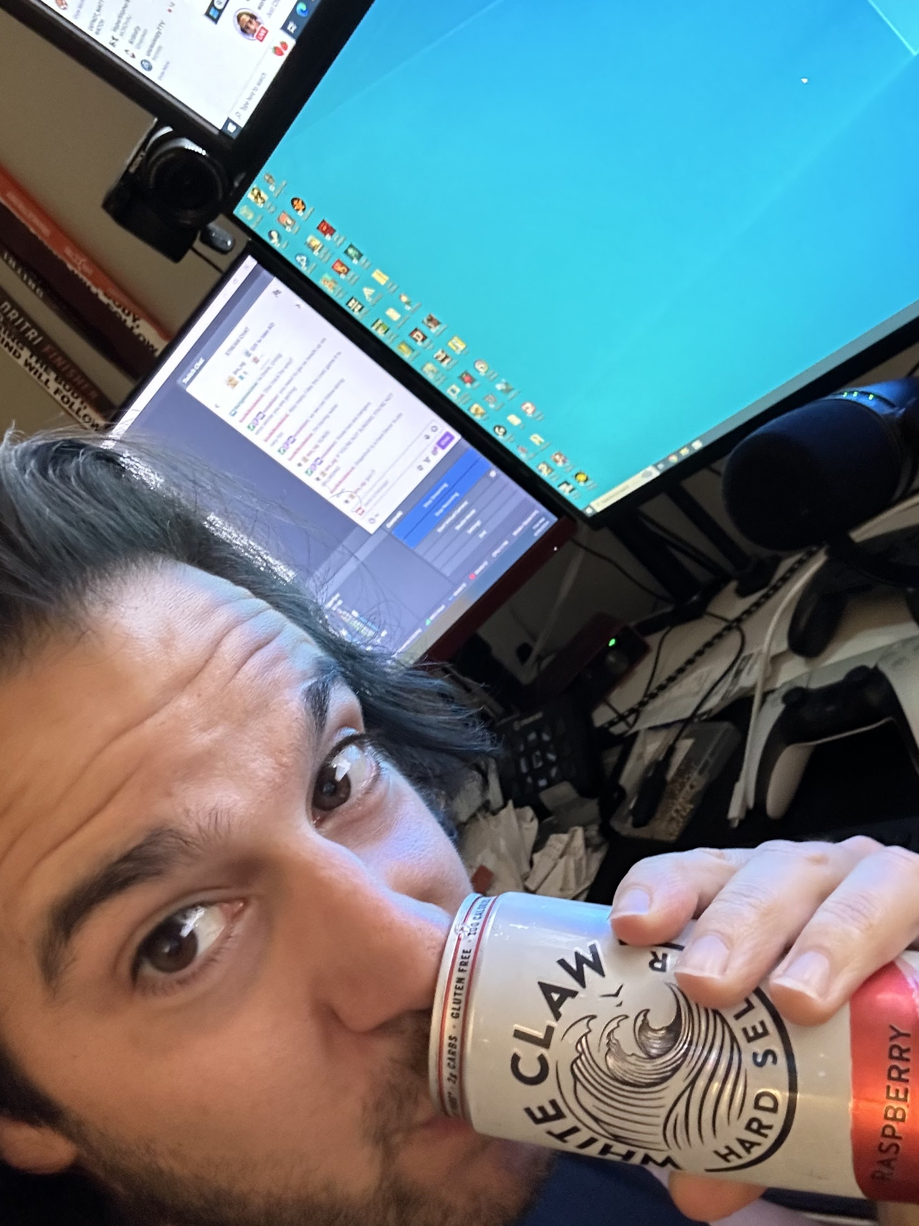White Claw Raspberry